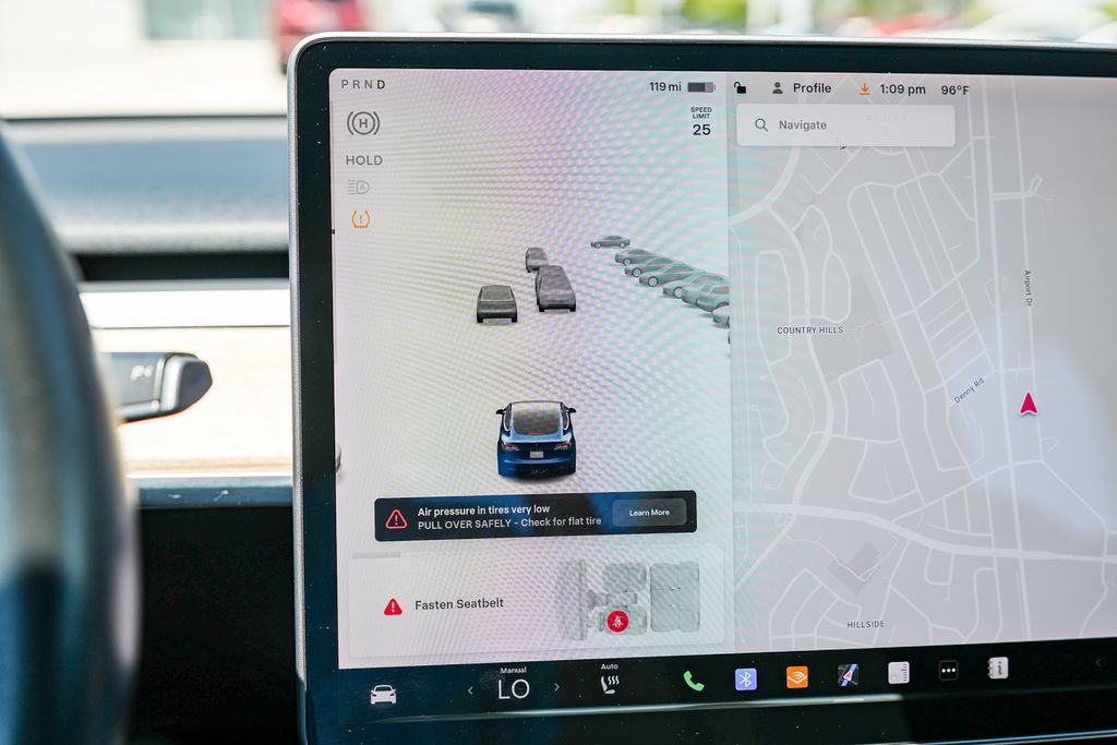 Thumbnail: 2019 Tesla Model 3 - 24