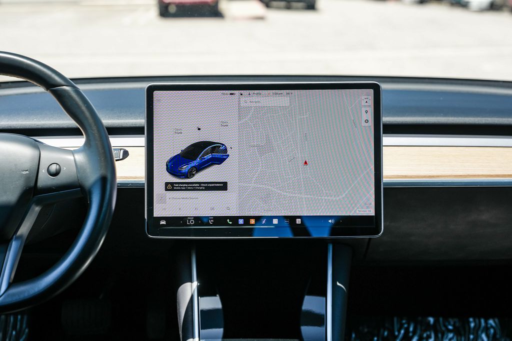 Thumbnail: 2019 Tesla Model 3 - 12