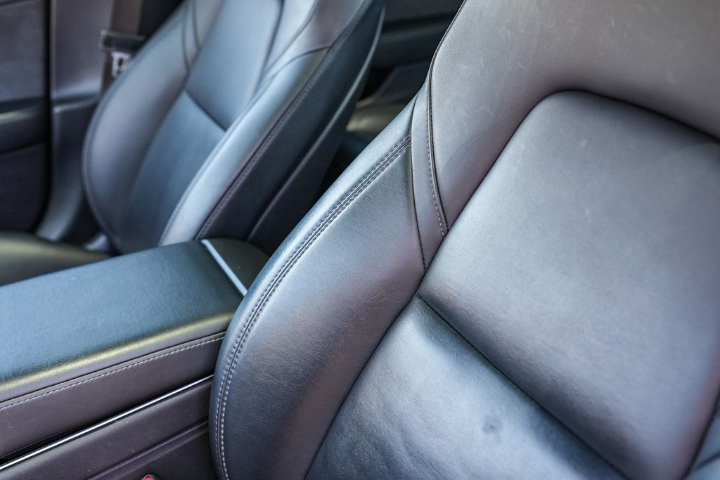 Thumbnail: 2019 Tesla Model 3 - 23
