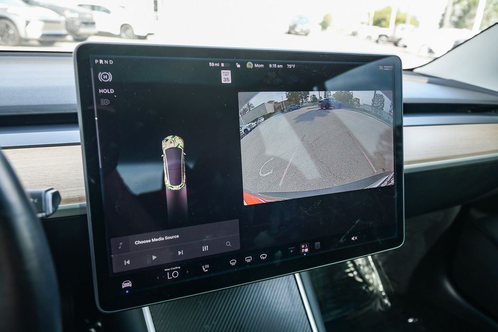 Thumbnail: 2019 Tesla Model 3 - 20