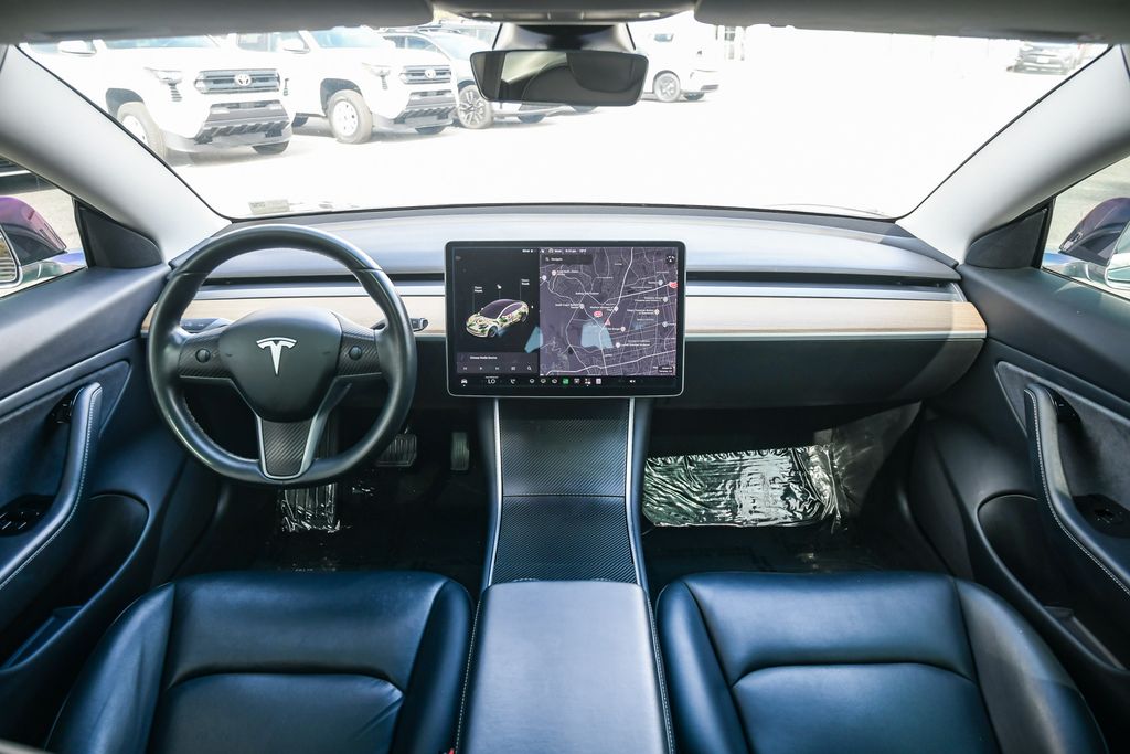 Thumbnail: 2019 Tesla Model 3 - 8
