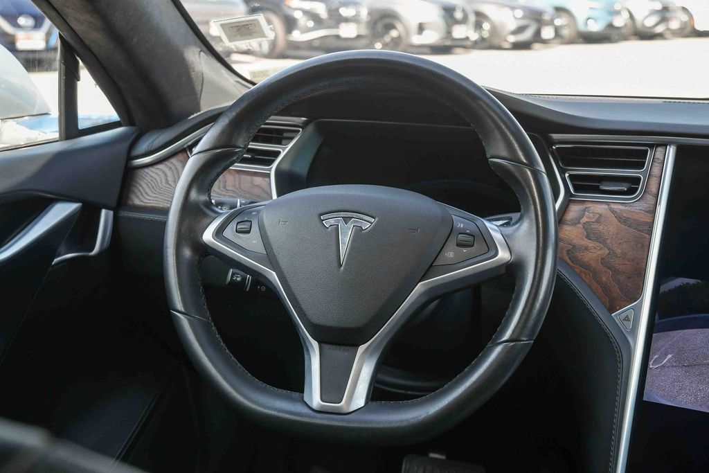 Thumbnail: 2017 Tesla Model S - 2