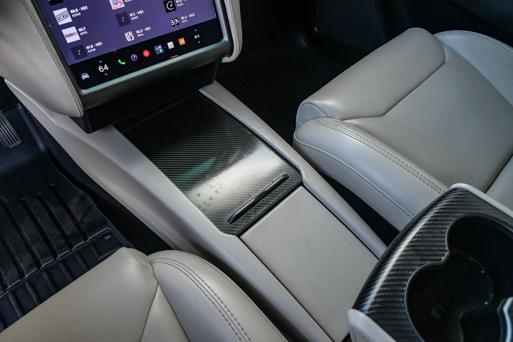 Thumbnail: 2018 Tesla Model X - 12