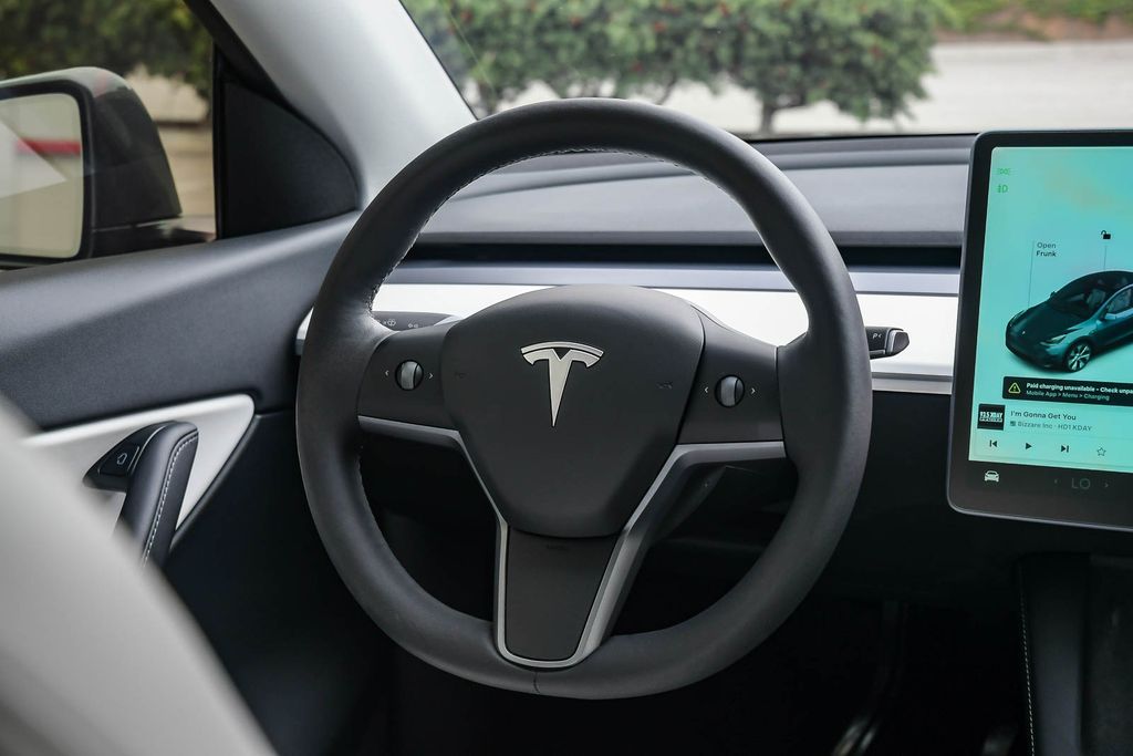 Thumbnail: 2021 Tesla Model Y - 7