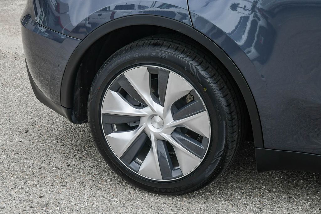 Thumbnail: 2021 Tesla Model Y - 6