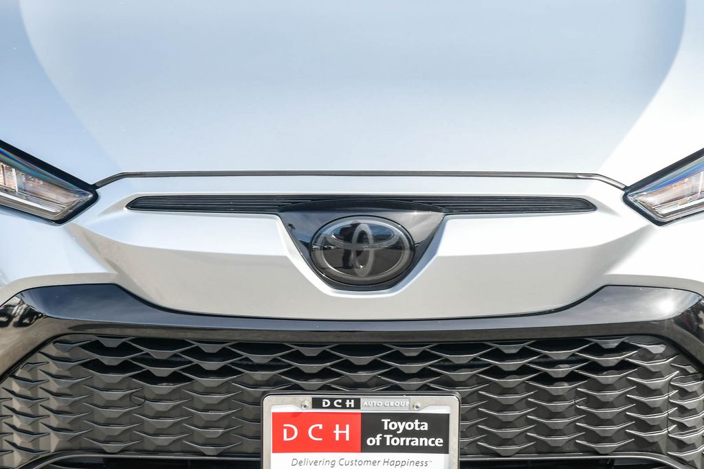 Thumbnail: 2025 Toyota Corolla Cross - 6