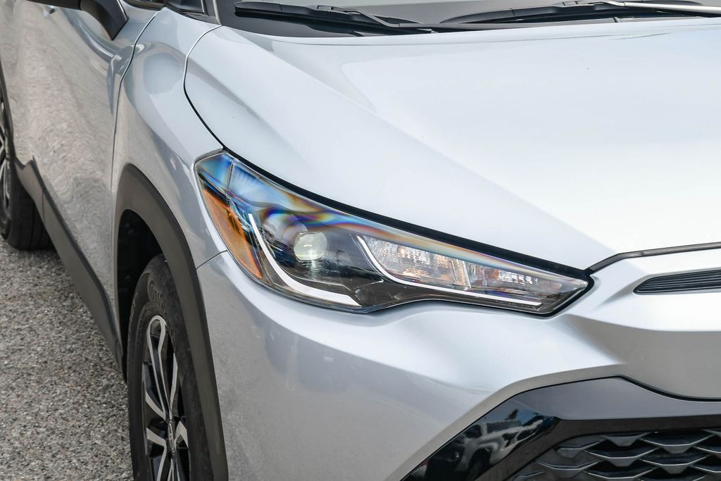Thumbnail: 2025 Toyota Corolla Cross - 18