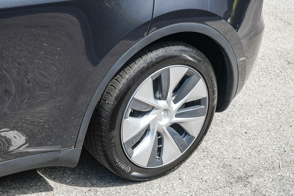 Thumbnail: 2024 Tesla Model Y - 20