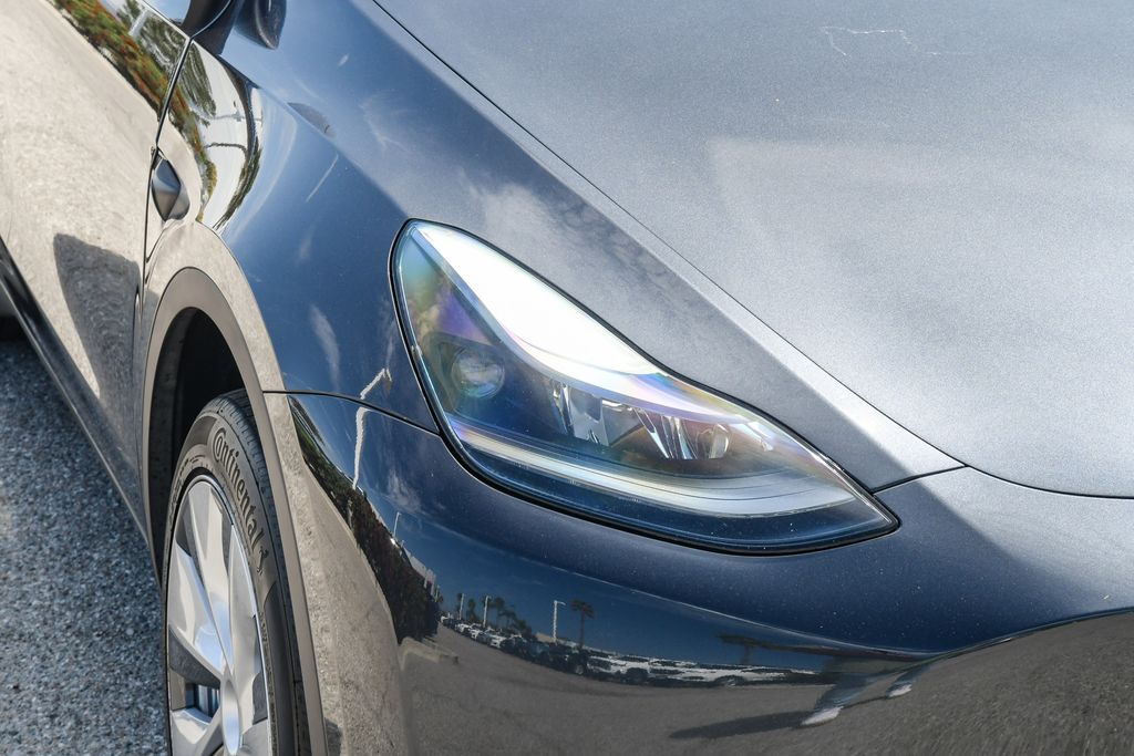 Thumbnail: 2024 Tesla Model Y - 17