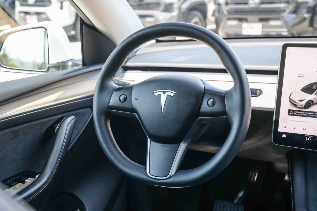 Thumbnail: 2022 Tesla Model Y - 2