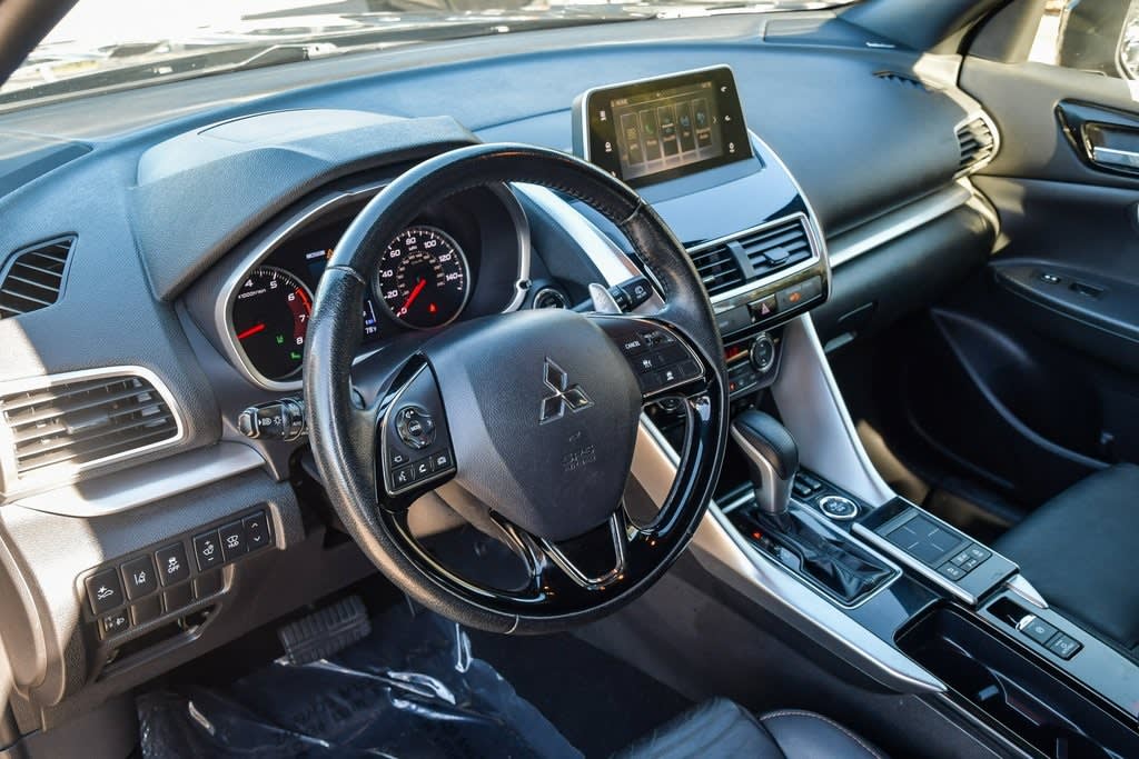 Thumbnail: 2020 Mitsubishi Eclipse Cross - 12