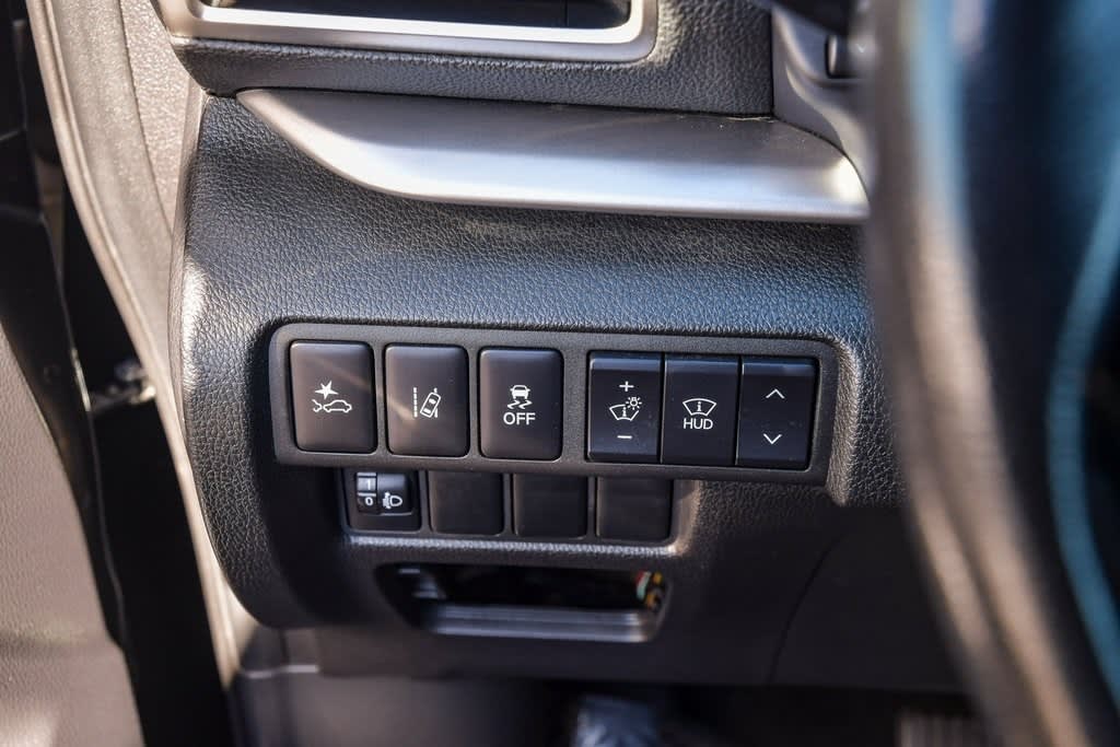 Thumbnail: 2020 Mitsubishi Eclipse Cross - 36