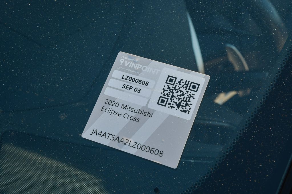 Thumbnail: 2020 Mitsubishi Eclipse Cross - 17