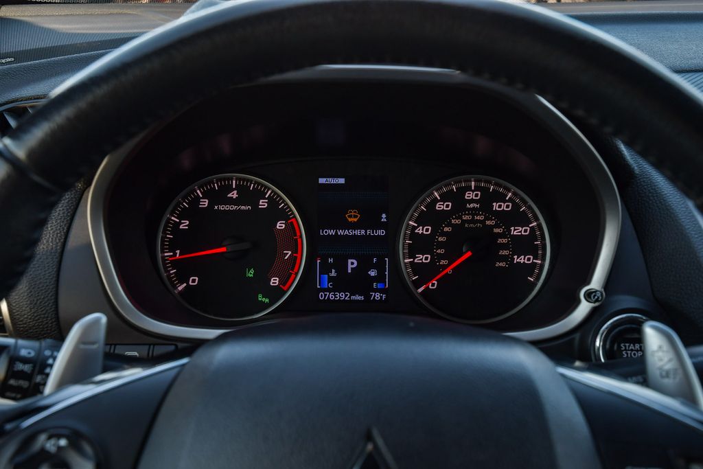 Thumbnail: 2020 Mitsubishi Eclipse Cross - 15