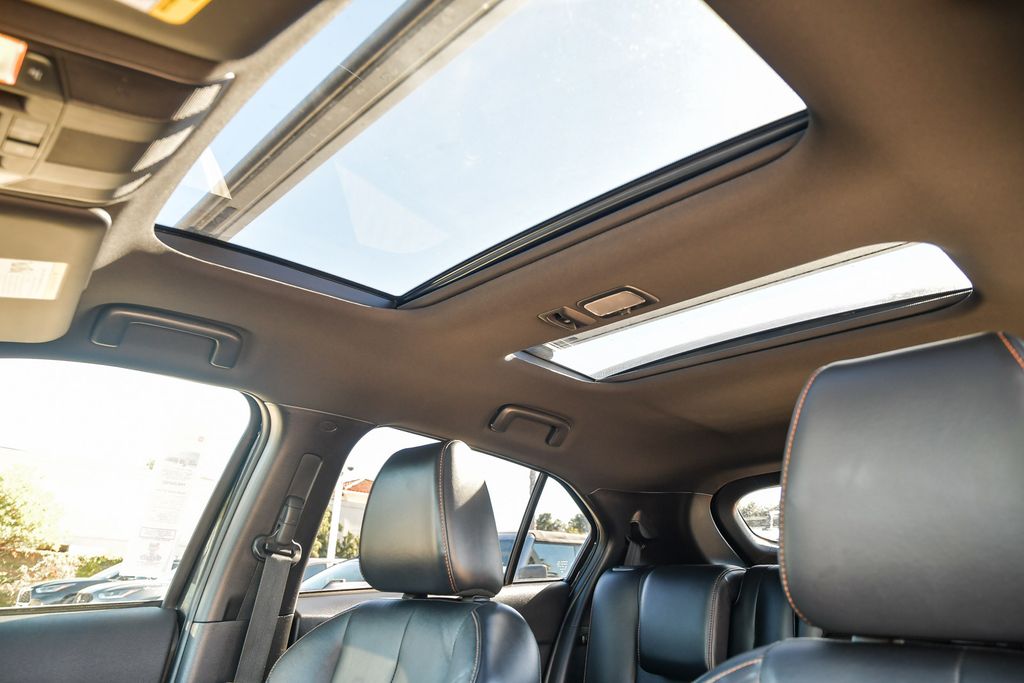 Thumbnail: 2020 Mitsubishi Eclipse Cross - 27