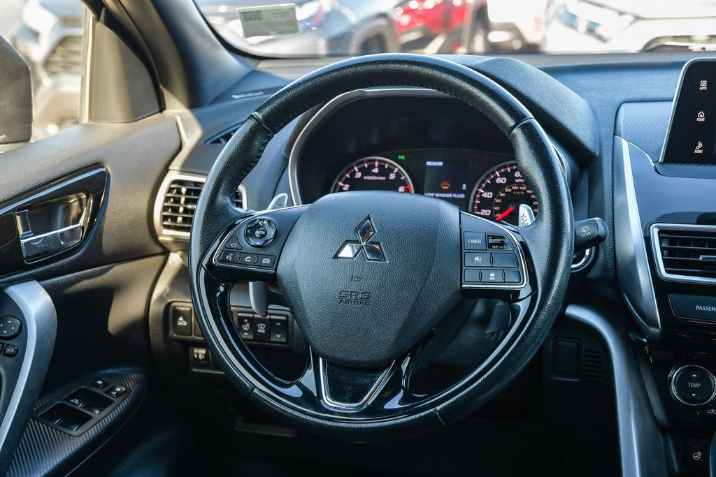 Thumbnail: 2020 Mitsubishi Eclipse Cross - 2