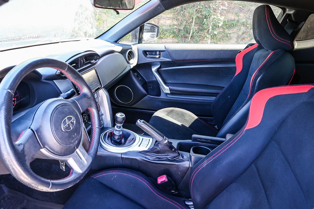 Thumbnail: 2016 Scion FR-S - 10