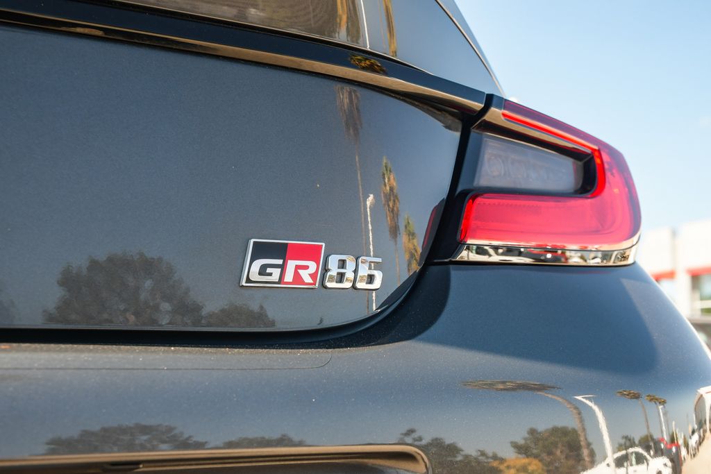 Thumbnail: 2023 Toyota GR86 - 24