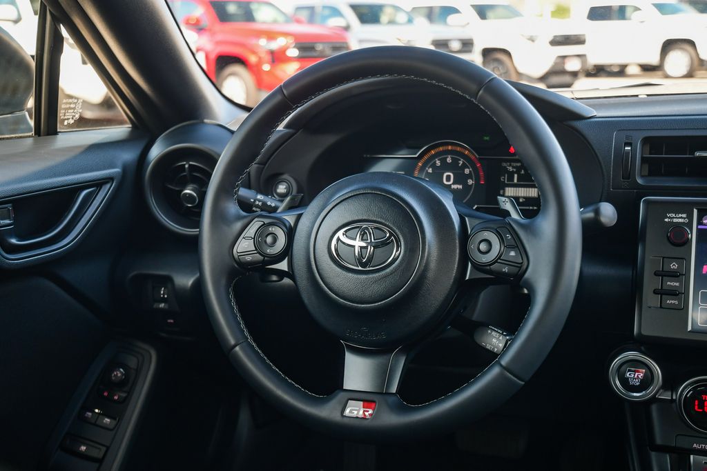Thumbnail: 2023 Toyota GR86 - 2