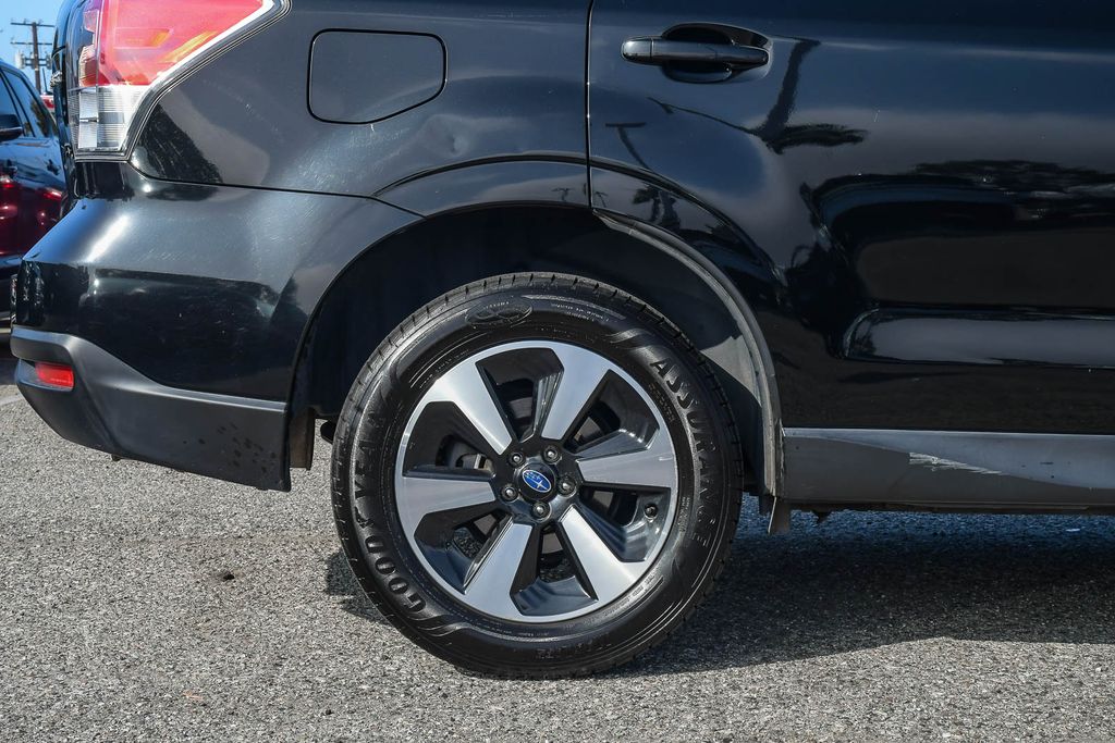 Thumbnail: 2018 Subaru Forester - 6