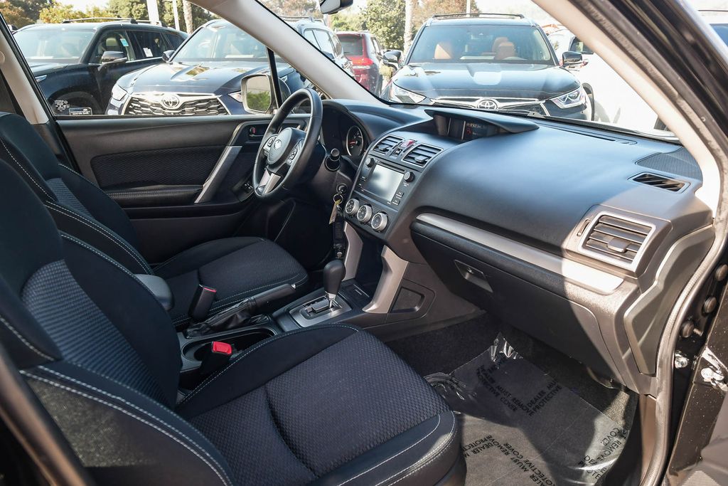 Thumbnail: 2018 Subaru Forester - 10