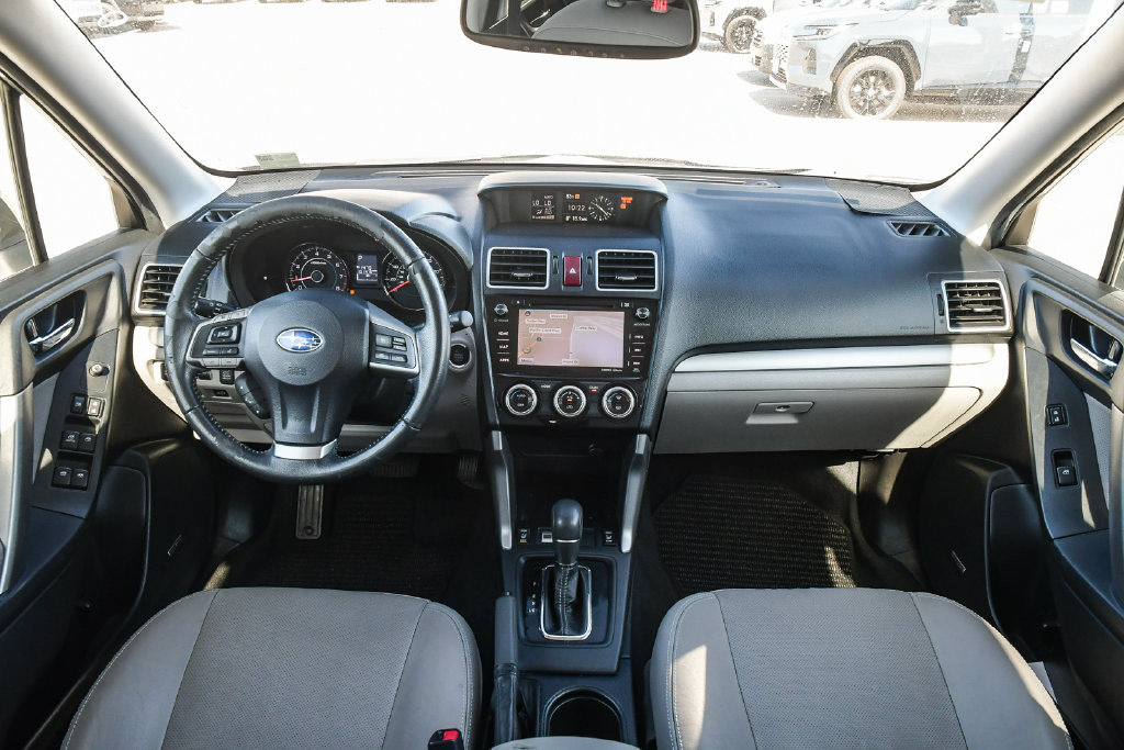 Thumbnail: 2016 Subaru Forester - 9