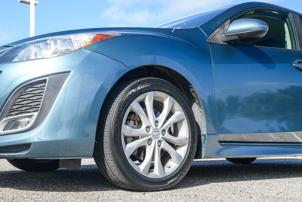 Thumbnail: 2011 Mazda Mazda3 - 6