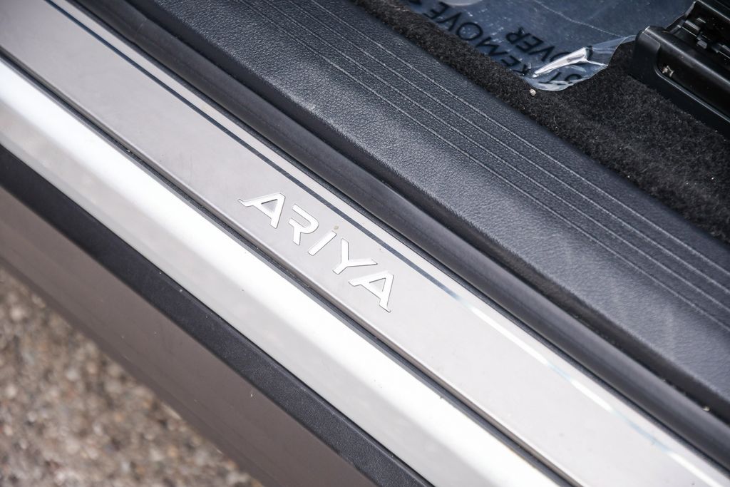 Thumbnail: 2023 Nissan Ariya - 6