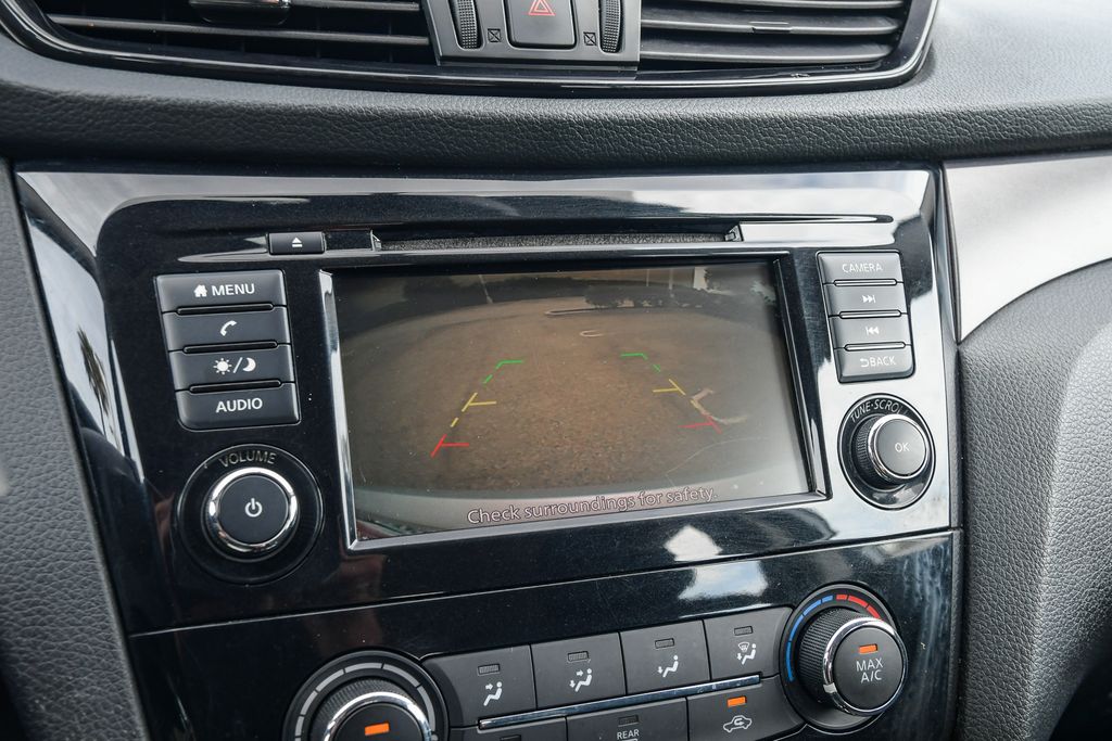 Thumbnail: 2019 Nissan Rogue Sport - 23