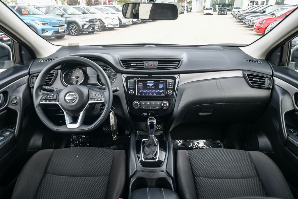 Thumbnail: 2019 Nissan Rogue Sport - 8