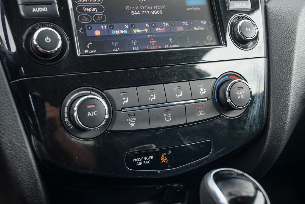 Thumbnail: 2019 Nissan Rogue Sport - 21
