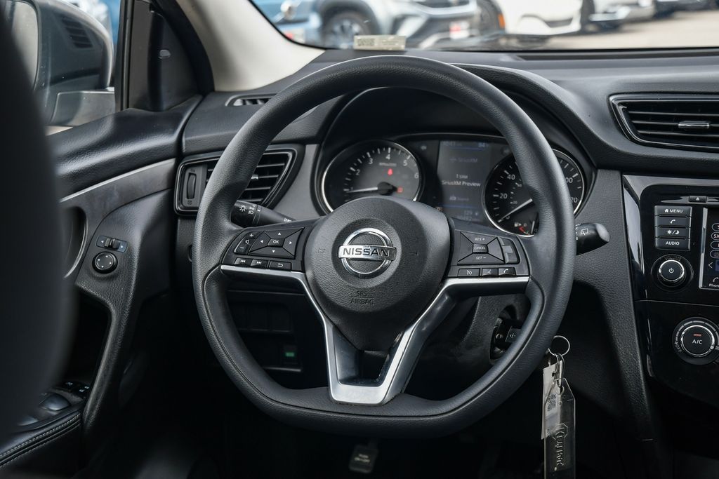 Thumbnail: 2019 Nissan Rogue Sport - 2