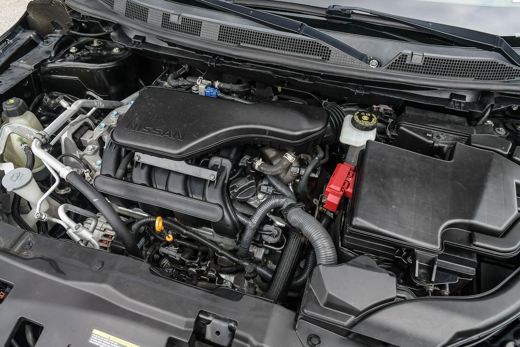 Thumbnail: 2020 Nissan Rogue Sport - 8
