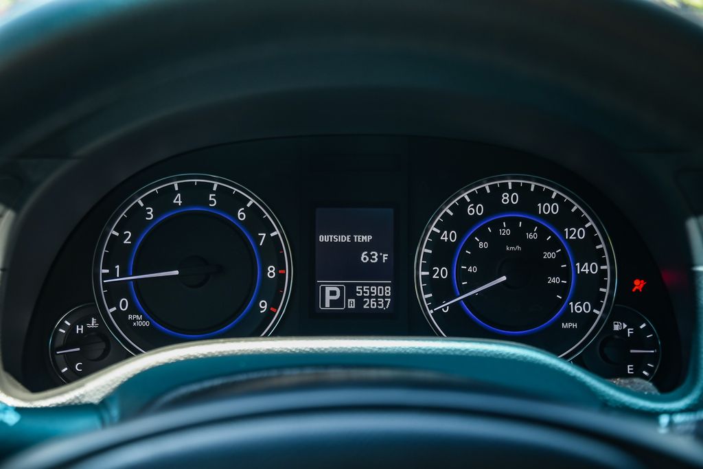 Thumbnail: 2014 INFINITI Q60 - 16