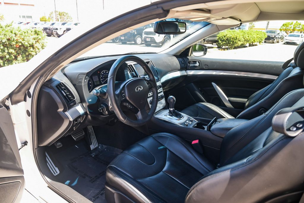 Thumbnail: 2014 INFINITI Q60 - 13