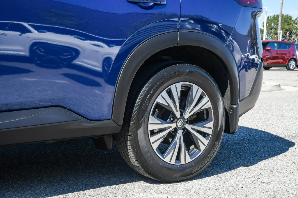 Thumbnail: 2021 Nissan Rogue - 21
