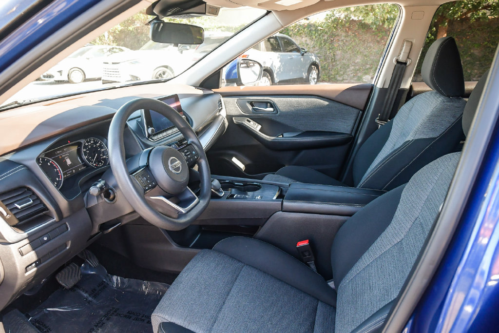 Thumbnail: 2021 Nissan Rogue - 11