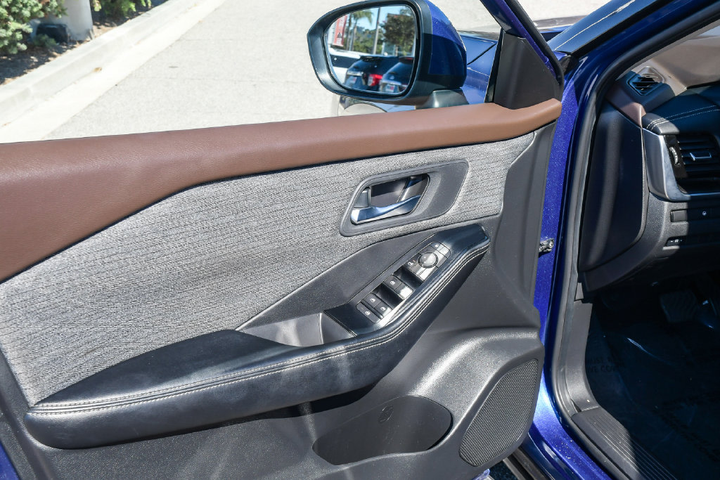 Thumbnail: 2021 Nissan Rogue - 26