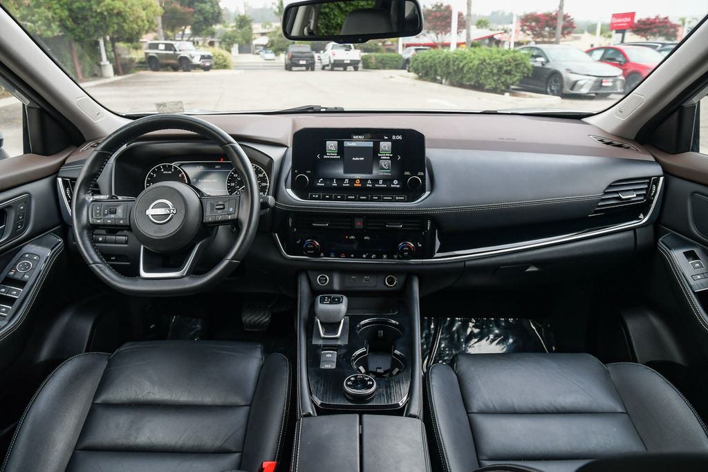 Thumbnail: 2023 Nissan Rogue - 9