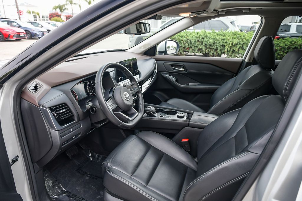 Thumbnail: 2023 Nissan Rogue - 11