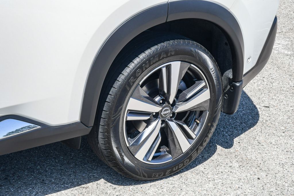 Thumbnail: 2023 Nissan Rogue - 20