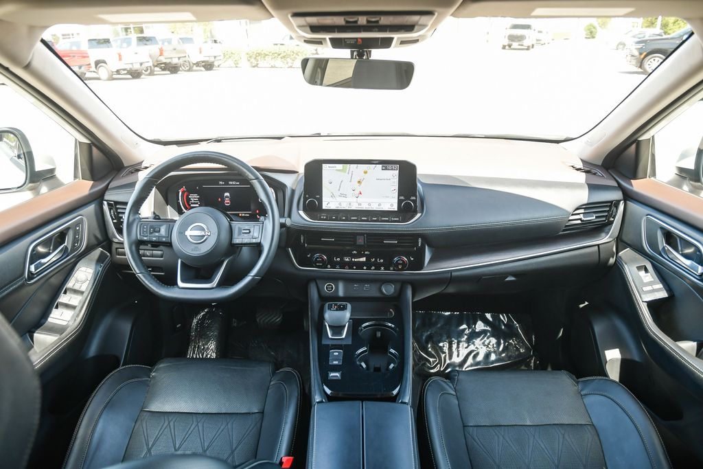 Thumbnail: 2023 Nissan Rogue - 8