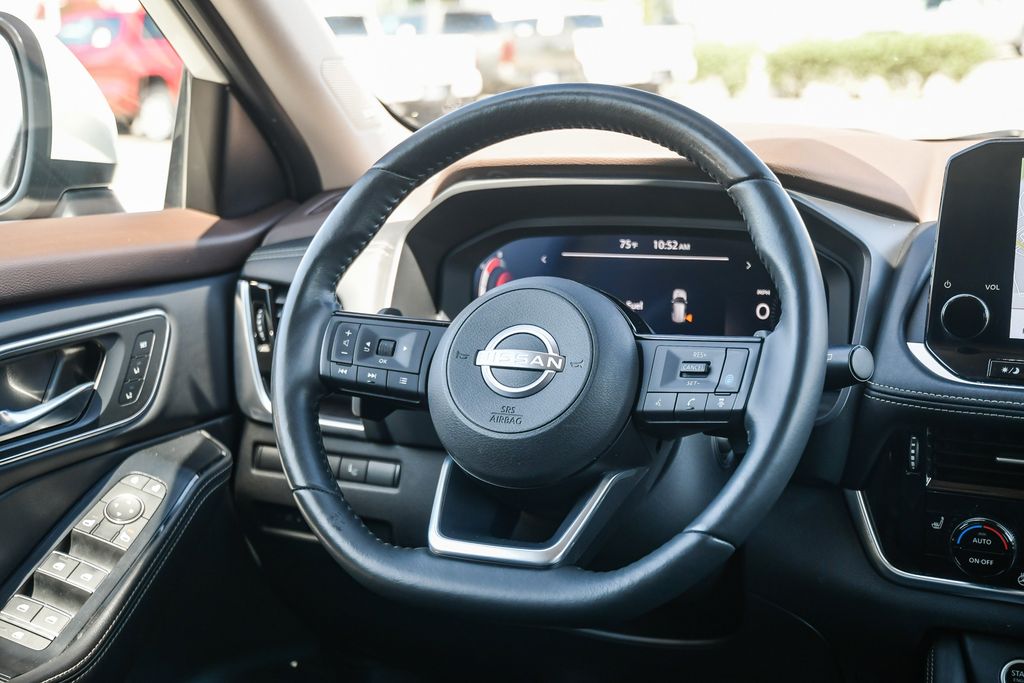 Thumbnail: 2023 Nissan Rogue - 2