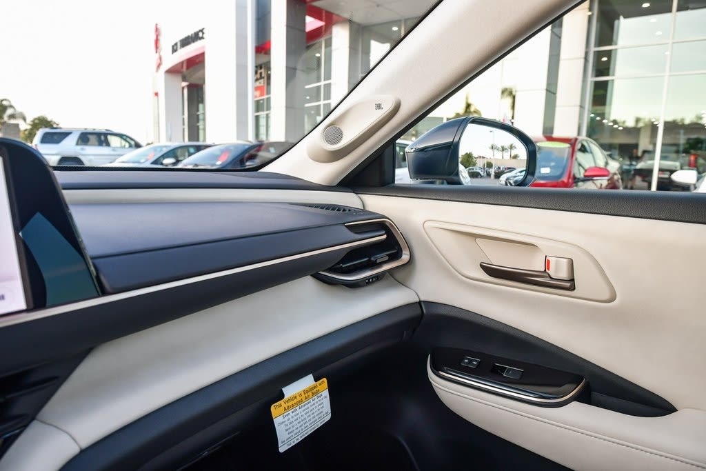 Thumbnail: 2026 Toyota Crown - 30