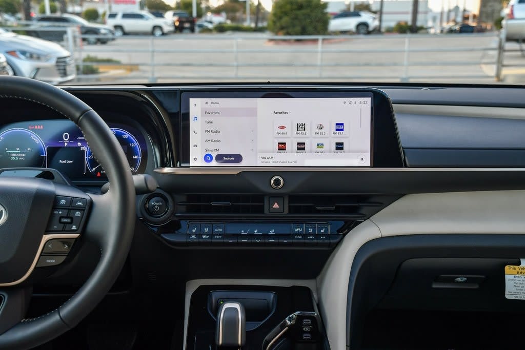 Thumbnail: 2026 Toyota Crown - 8