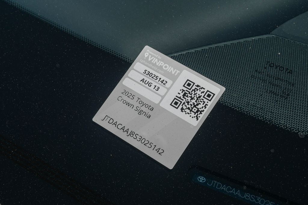 Thumbnail: 2025 Toyota Crown Signia - 16