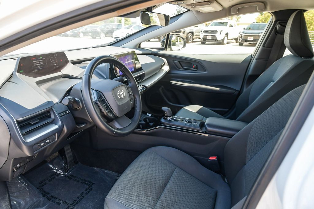 Thumbnail: 2024 Toyota Prius - 10