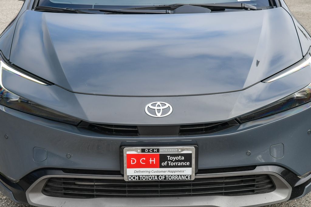 Thumbnail: 2024 Toyota Prius - 13
