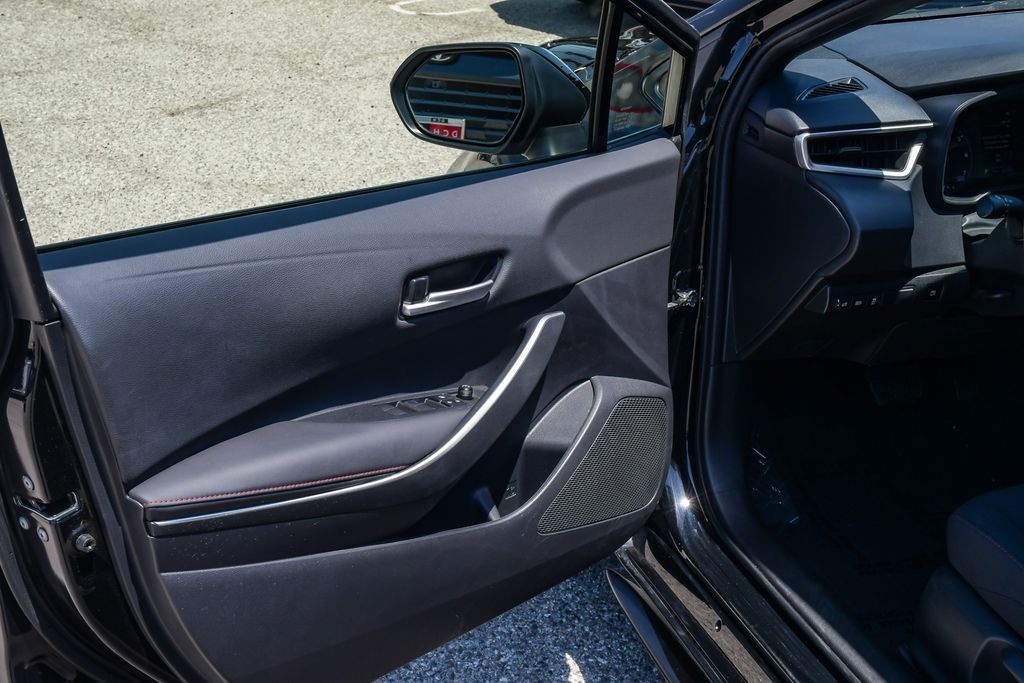 Thumbnail: 2024 Toyota Corolla - 25