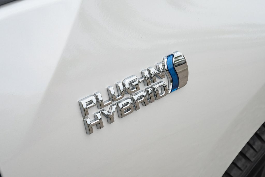 Thumbnail: 2022 Toyota Prius Prime - 6
